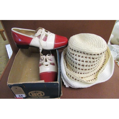 54 - PAIR OF LADIES VINTAGE GOLF SHOES  FOUR HATS AND A WALLET