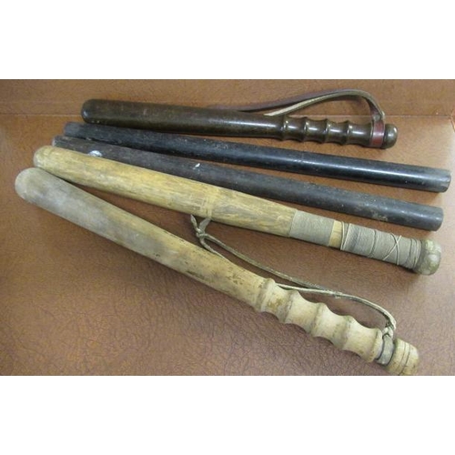 1 - BOX OF TRUNCHEONS