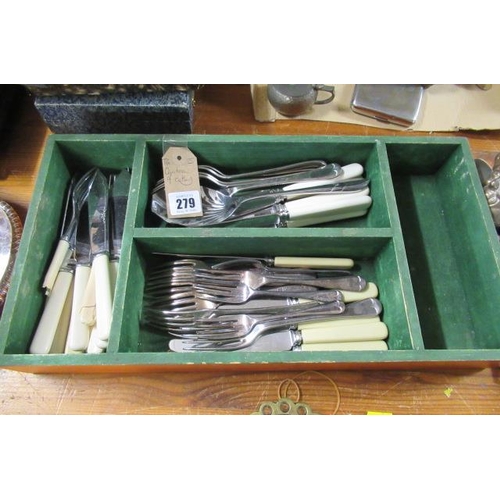 279 - CANTEEN OF CUTLERY