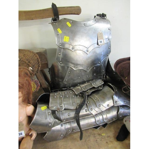 40 - FULL SET OF REPRODUCTION ARMOUR