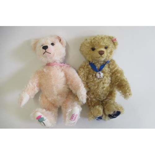 135 - Two boxed Steiff teddies, comprising a 1900-2002 Queen Mother bear and a Coronation bear