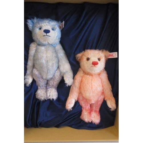 179 - A boxed Steiff teddy bear set 