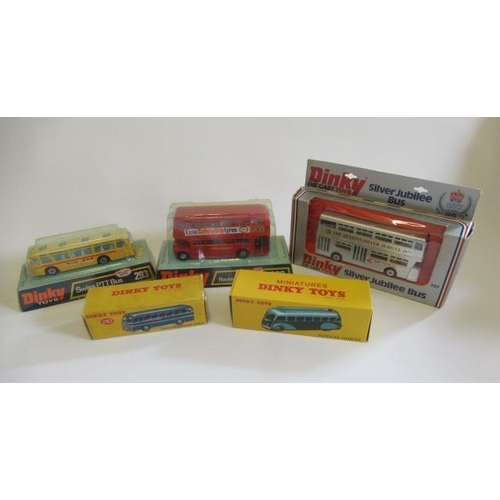 615 - Dinky bus models comprising 282 Duplo Roadmaster, 293 Swiss PTT bus, 289 Routemaster, 297 Silver Jub... 