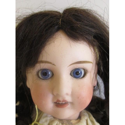 16 - A J Verlingue bisque socket head doll, with blue glass fixed eyes, open mouth, teeth, brown wig, woo... 