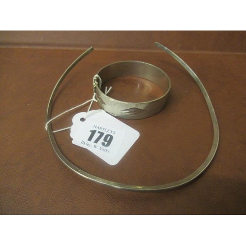 179 - SILVER CHOKER AND SILVER BANGLE