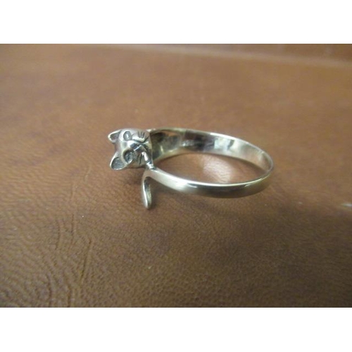 182 - SILVER CAT RING