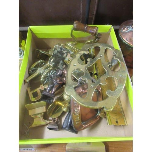 325 - BOX OF BRASS ETC