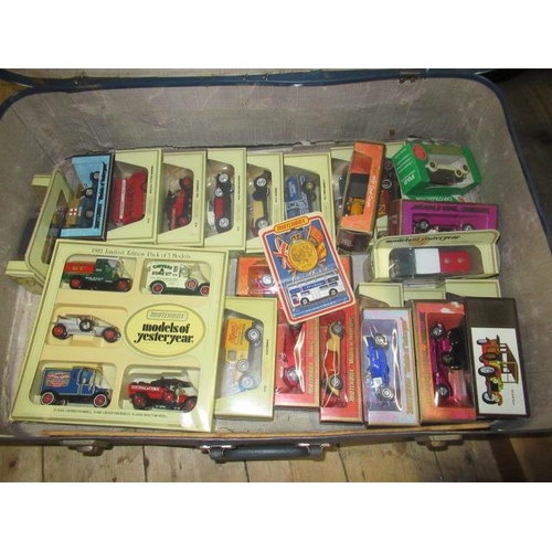 499 - SUITCASE OF DIECAST VEHICLES