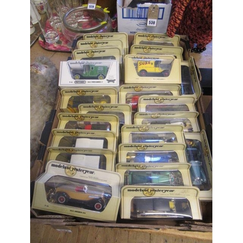 532 - BOX OF DIECAST VEHICLES