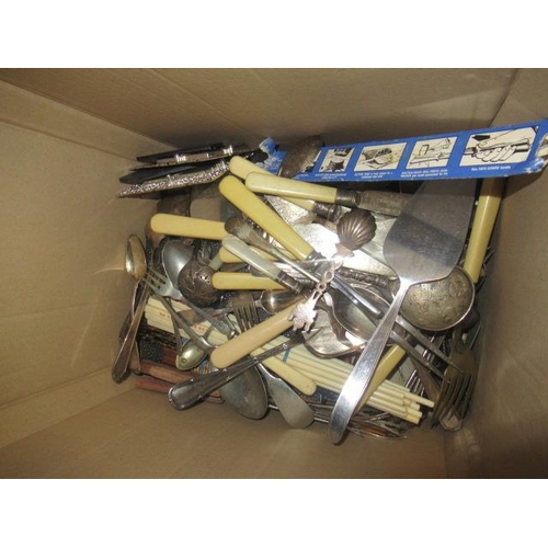 573 - BOX OF CUTLERY