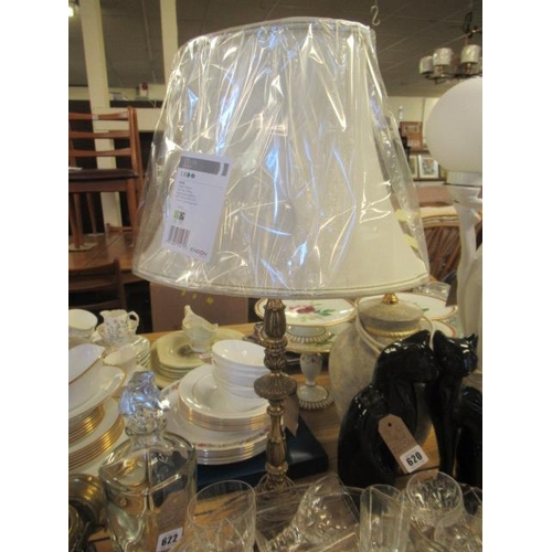 621 - TABLE LAMP