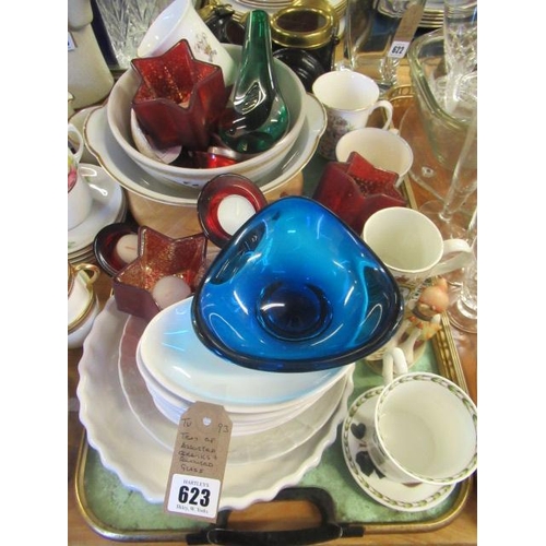 623 - TRAY OF ASSORTED CERAMICS AND COLOURED GLASS