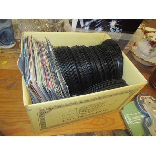 632 - QUANTITY OF 45 RPM RECORDS