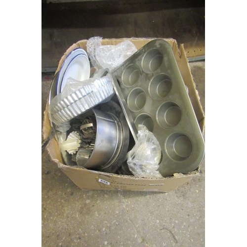 698 - BOX OF METAL KITCHENWARE ETC