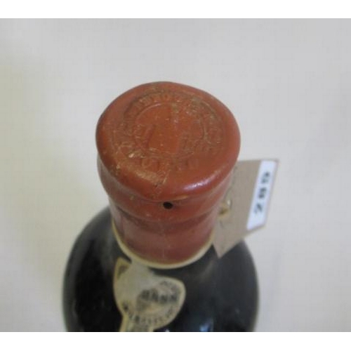 285 - One bottle 1952 Nieport Colheita, red wax seal