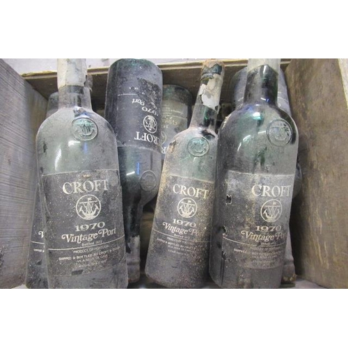 322 - Ten bottles 1970 Croft vintage port, OWC