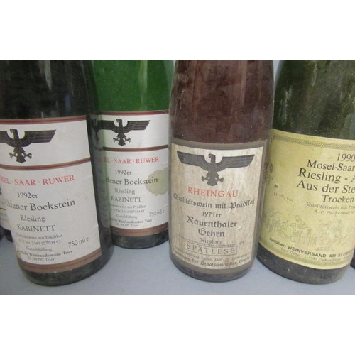 365 - 10 bottles of German wine, comprising 3 1990 Mosel-Saar-Ruwer Riesling, 2 1992 Mosel Saar Ruwer Ockf... 