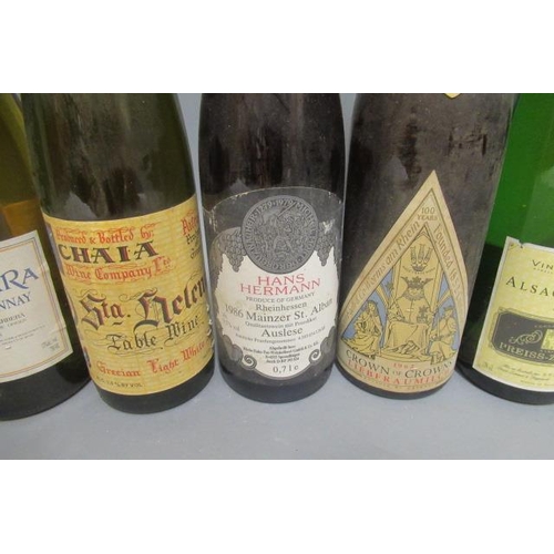 384 - 12 bottles of German wine, comprising 3 2001 Brauneberger-Kurfurstlay riesling, 4 2001 Nagyrede Ausb... 