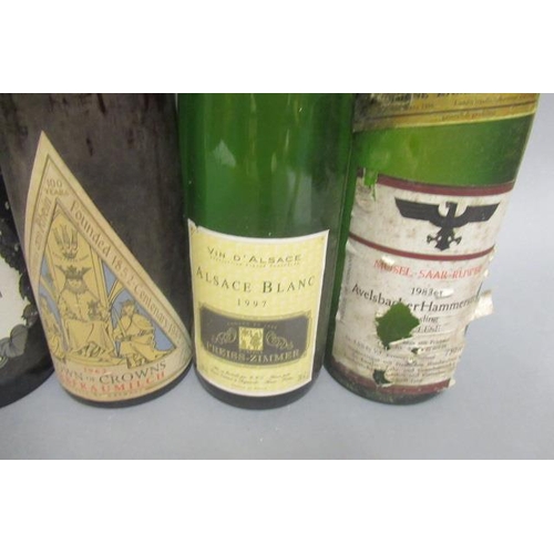 384 - 12 bottles of German wine, comprising 3 2001 Brauneberger-Kurfurstlay riesling, 4 2001 Nagyrede Ausb... 