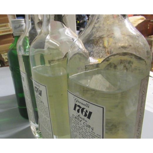 41 - 5 bottles of London dry gin, comprising 2 bottles Gordon's  and 3 bottles Greenall's 