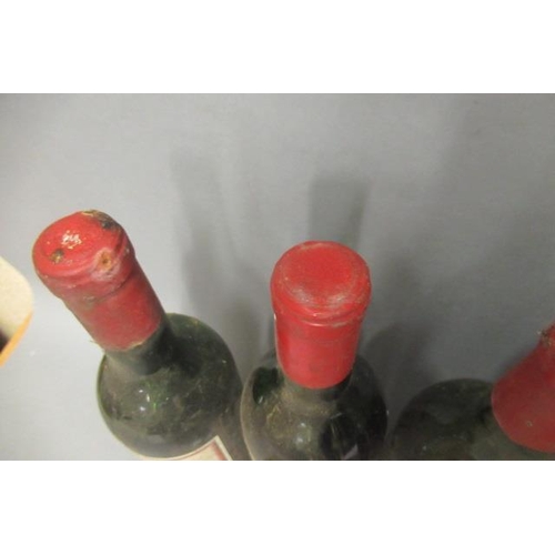 438 - 7 bottles Chateau Plince, 1966, Ets Saint Ferdinand