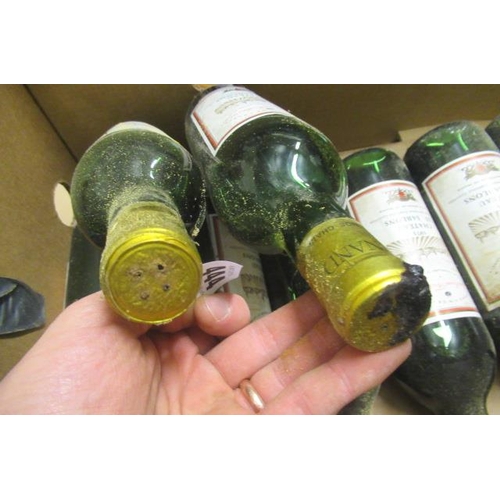 444 - 8 bottles Chateau Les Sablons, 1971, Saint Ferdinand