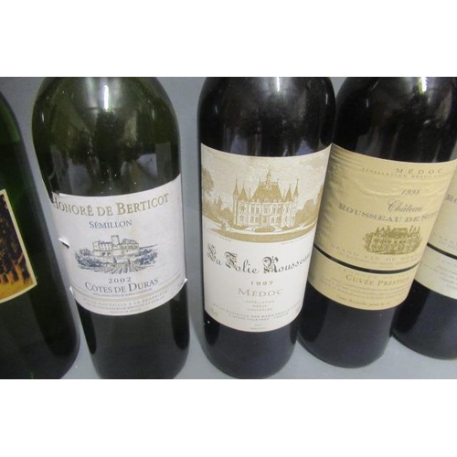 447 - 10 bottles of Bordeaux, comprising 2 1998, 2 1999 and 1 2000 Chateau Rousseau De Sipian, 1 189 Ch. Q... 