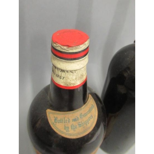 60 - 3 bottles vintage sherry, comprising 1 Abdulla 