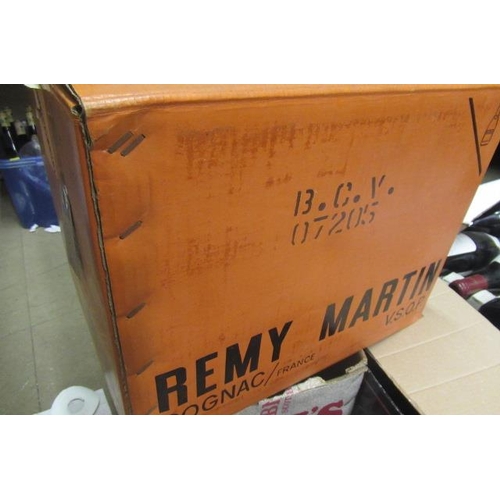 83 - 12 bottles Remy Martin VSOP fine champagne cognac, OC