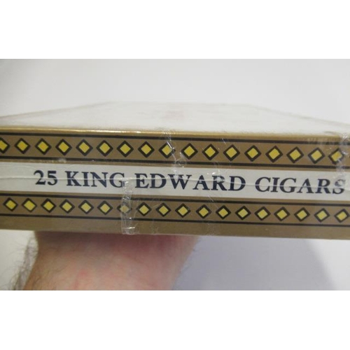 92 - Box of 25 King Edward Invincible Deluxe cigars, unopened