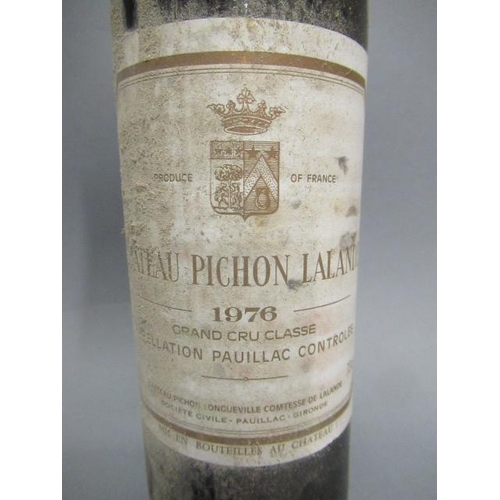 432 - 1 bottle Chateau Pichon Lalande, 1976, grand cru classe, pauillac