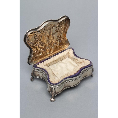 164 - AN EDWARDIAN SILVER DRESSING TABLE BOX, maker's mark indistinct, Chester 1909, of serpentine form ra... 