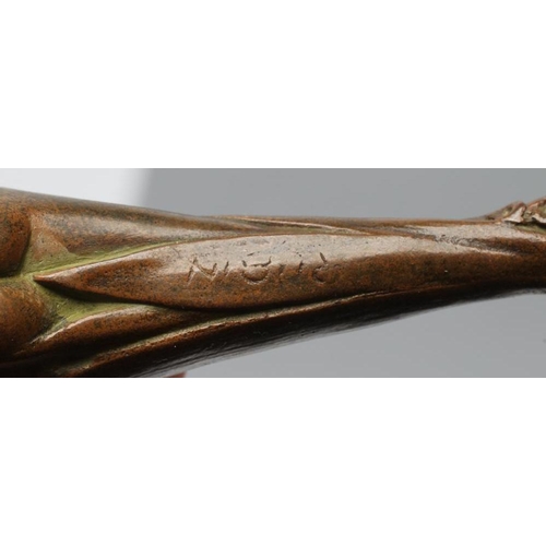 168 - A GENTLEMAN'S ART NOUVEAU BRONZE HAND SEAL, cast as a nubile young female nude with long flowing hai... 