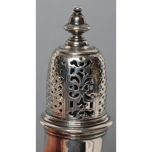 210 - A GEORGE II MUFFINEER, maker Charles Alchorne, London 1730, of vase form with urn finial, 5 1/4