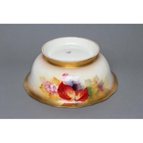 29 - A ROYAL WORCESTER CHINA BOWL, 1933, of everted circular form with shaped rim, internally and externa... 