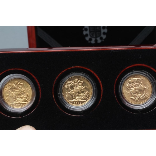 313 - THE QUEEN VICTORIA PORTRAIT SOVEREIGN COLLECTION, 1886, 1892 and 1894, in perspex capsules, set No.3... 