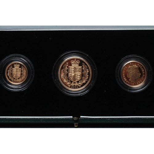 330 - THE 2002 UK GOLD PROOF THREE COIN SOVEREIGN SET, comprising £2, sovereign and half sovereign, in per... 