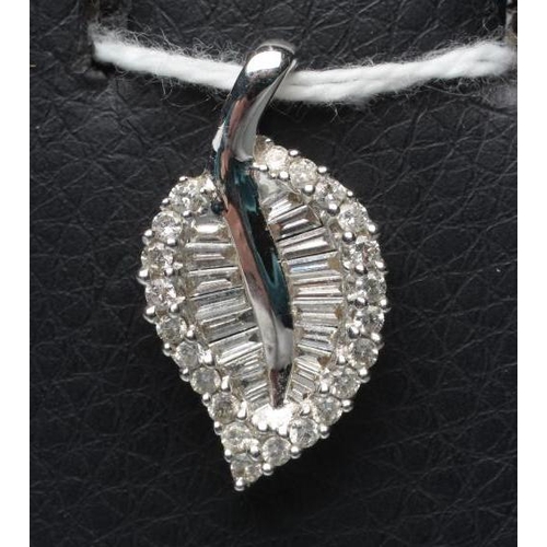 404 - A DIAMOND LEAF PENDANT to match the previous lot (Est. plus 21% premium inc. VAT)