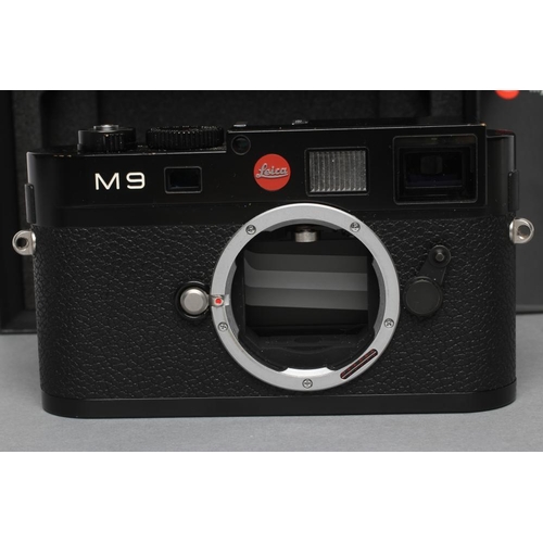 543 - A LEICA M9 DIGITAL CAMERA, in original case and box (Illustrated) (Est. plus 21% premium inc. VAT)