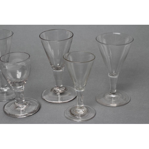 59 - A COLLECTION OF TEN DRAM AND OTHER GLASSES, late 18th century and later, several with a folded foot,... 