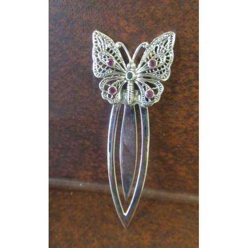 288 - SILVER BUTTERFLY BOOKMARK