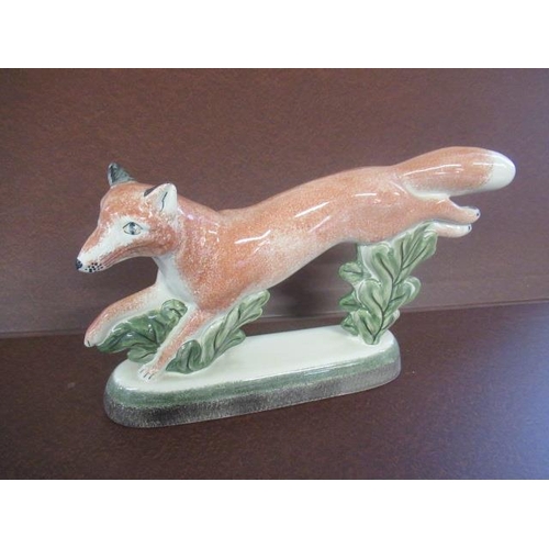 400 - RYE POTTERY FOX