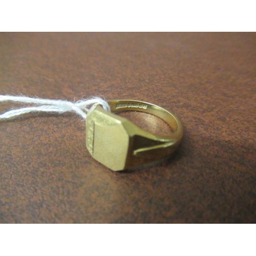 196 - GENTS 9CT GOLD SIGNET RING