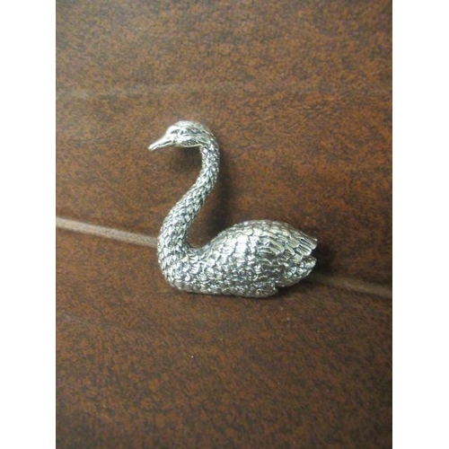 204 - SILVER SWAN BROOCH