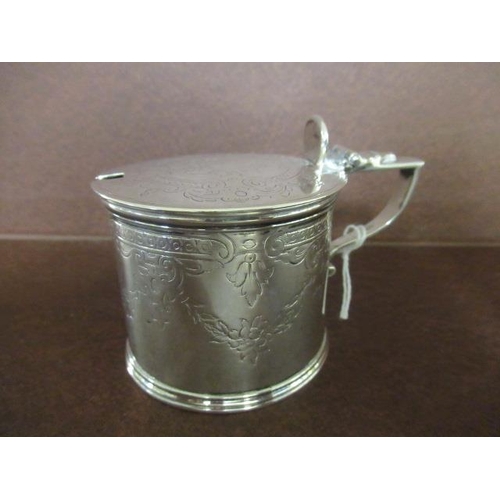 243 - VICTORIAN SILVER DRUM MUSTARD BY THE BARNARDS, LONDON 1856