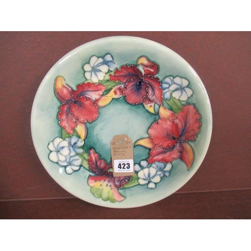 423 - MOORCROFT POTTERY PLATE