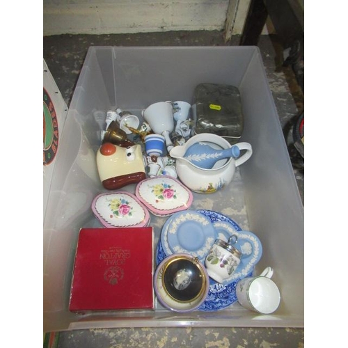 486 - BOX OF VARIOUS NAMED CHINA