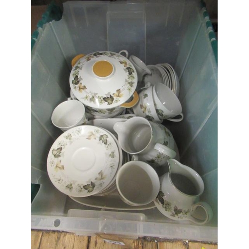 494 - BOX OF ROYAL DOULTON DINNERWARE