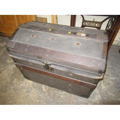 936 - DOME TOP TRAVEL TRUNK