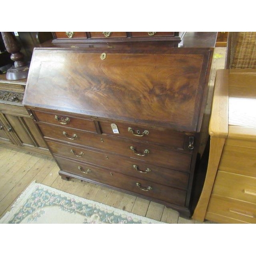 945 - LATE 18TH CENTURY GEORGIAN MAHOGANY BUREAU